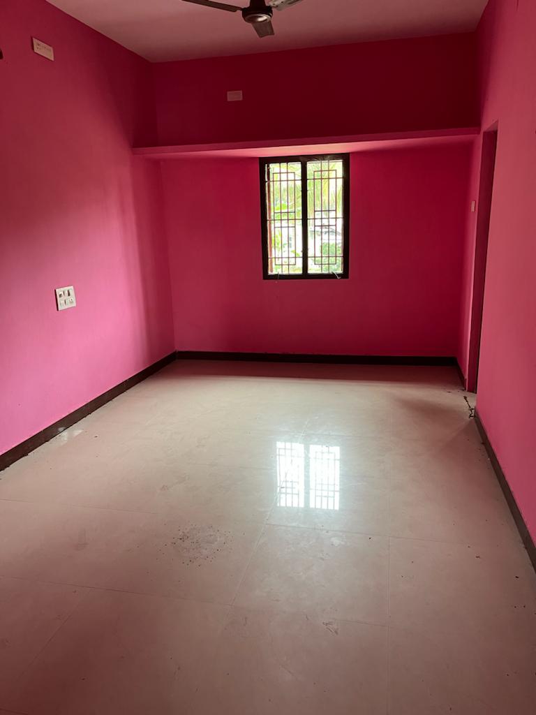 Resale 2 Bedroom 1360 Sq.Ft. Independent House in Othakalmandapam