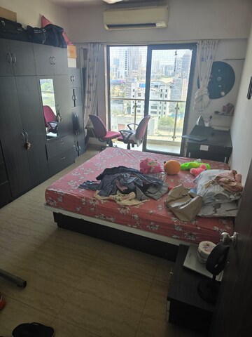 Bedroom in 3 BHK Apartment at HDIL Metropolis Residences, Andheri West – for Rent