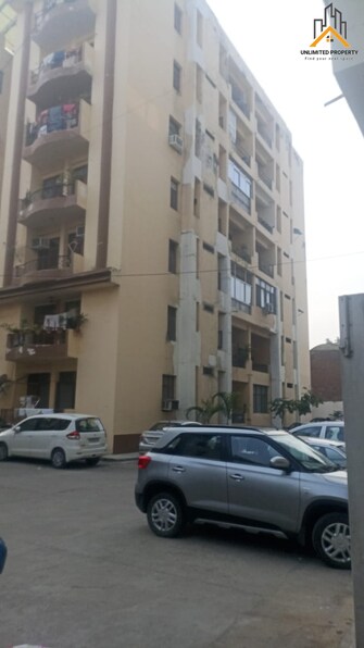 2 BHK Apartment For Resale in Gulmohar Apartments Hazratganj Hazratganj Lucknow  6612217