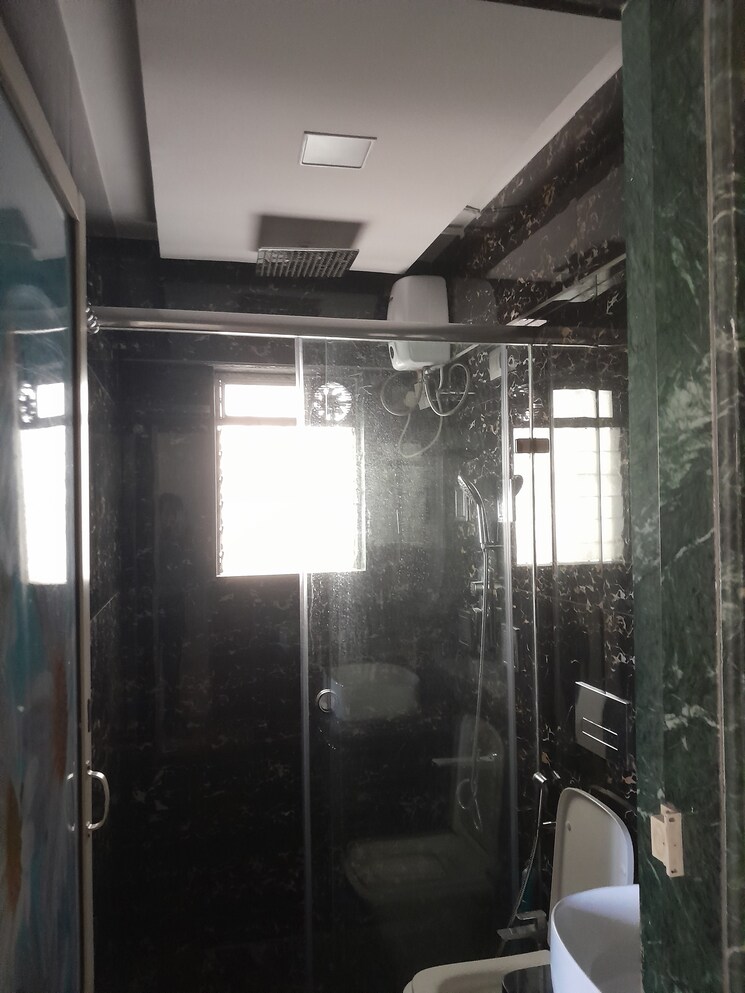 Bathroom, hyde-park-galaxy 2 Bedroom 690 Sq.Ft. Apartment In Manpada Thane 6612400
