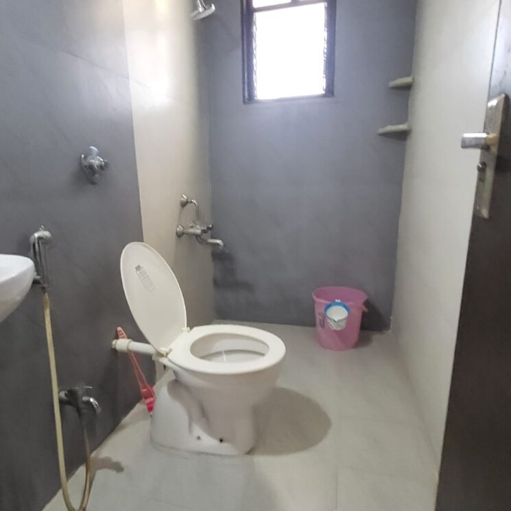Bathroom, dreams-nandini 2 Bedroom 940 Sq.Ft. Apartment In Shewalwadi Pune 6613325