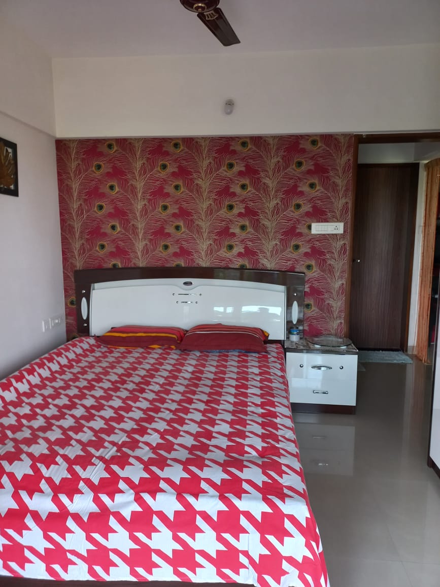 Resale 1.5 Bedroom 850 Sq.Ft. Apartment in Gemini Grand Bay, Manjari