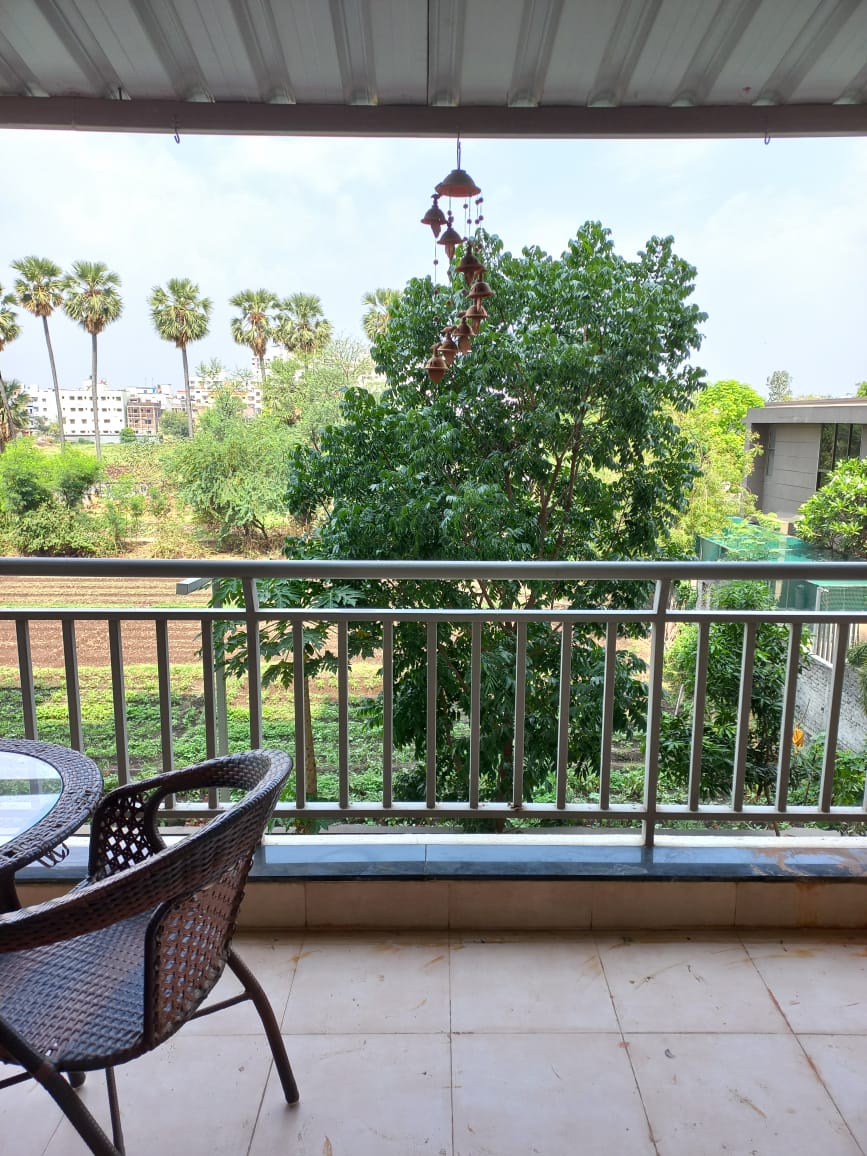 Resale 1.5 Bedroom 850 Sq.Ft. Apartment in Gemini Grand Bay, Manjari