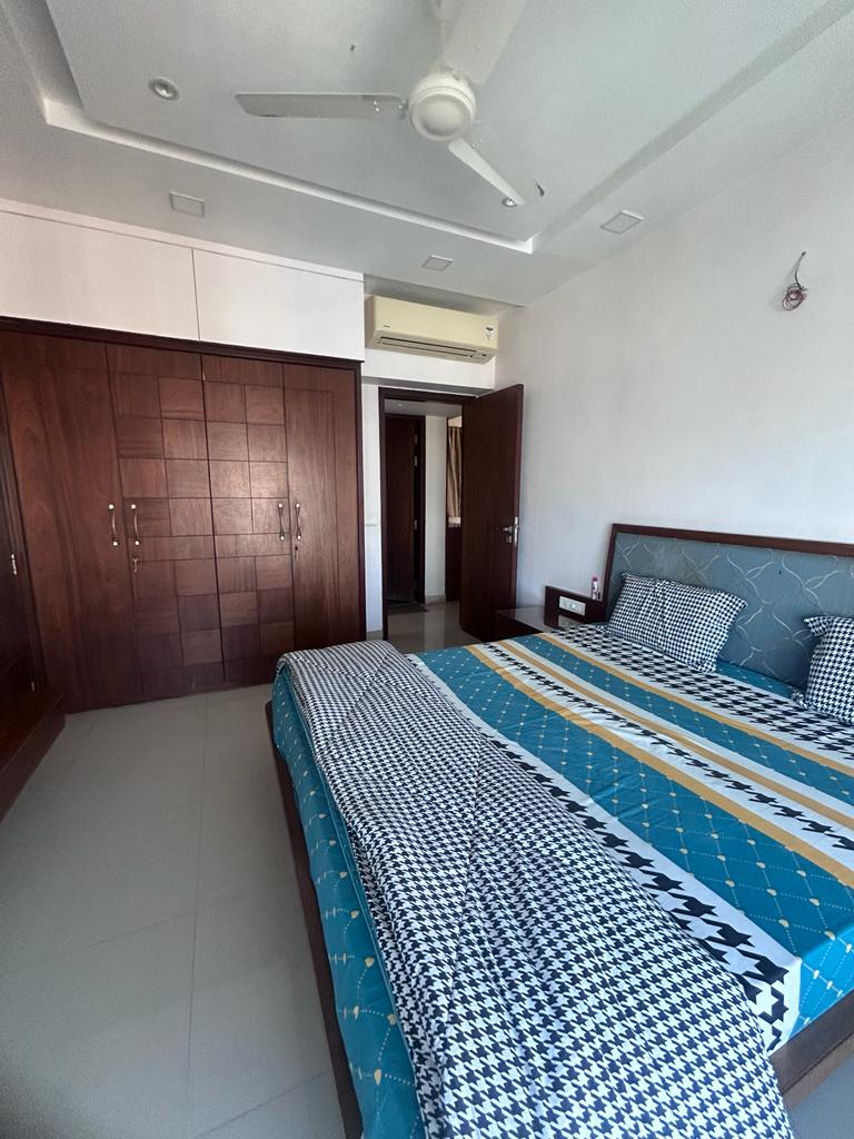 3 BHK Apartment For Rent in DB Realty Orchid Woods Goregaon East Mumbai 6614853