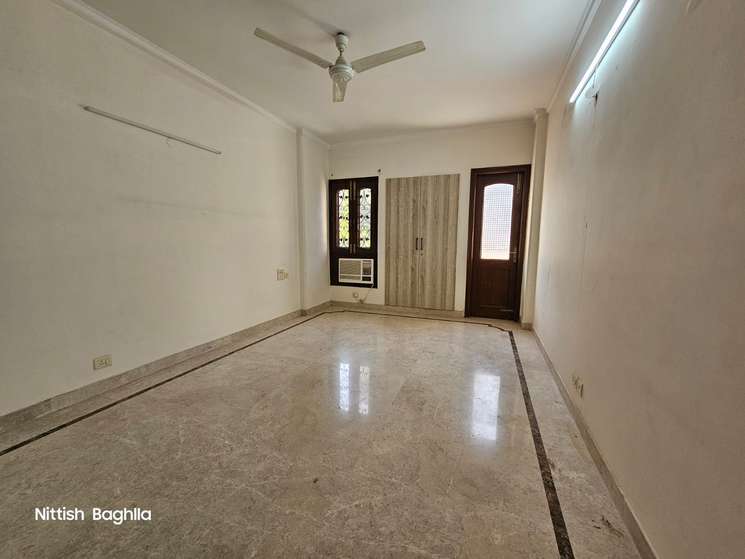 3 Bedroom 2700 Sq.Ft. Builder Floor in Greater Kailash ii Delhi