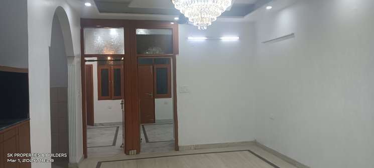 3 Bedroom 135 Sq.Mt. Builder Floor in Indirapuram Ghaziabad