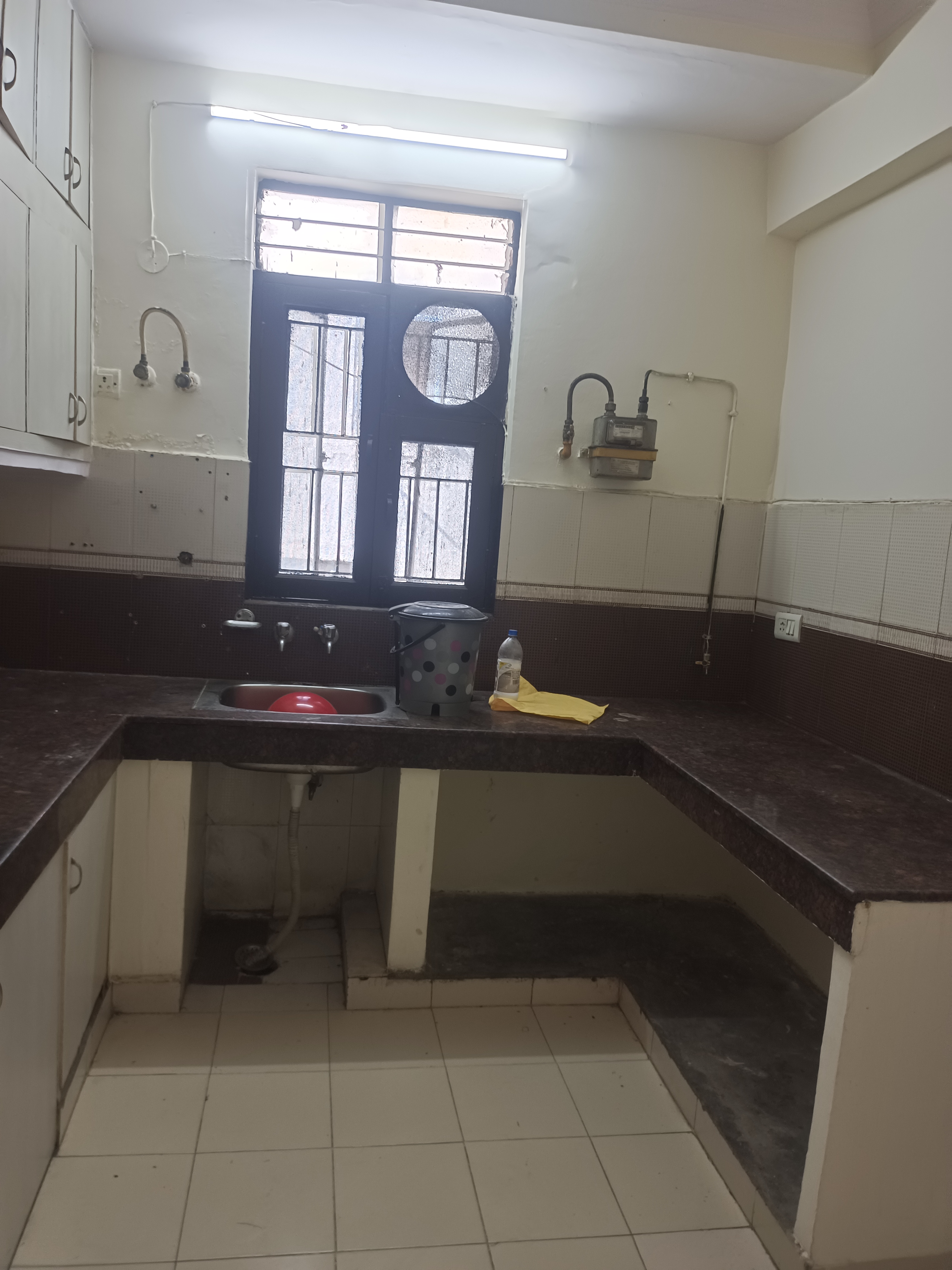 3+ Property for Rent in Karishma Apartments, Ip Extension, Delhi