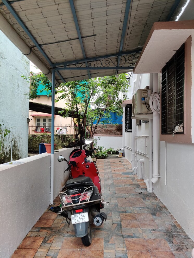  Parking, siddhi-co-operative-housing-society 4 Bedroom 1800 Sq.Ft. Villa In Ambernath Thane 6619112