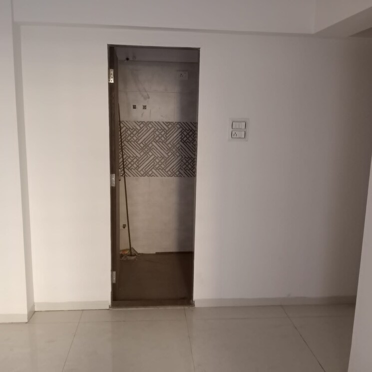 Bathroom, ravi-gaurav-crest 4 Bedroom 150 Sq.Ft. Apartment In Mira Road Thane 6619452