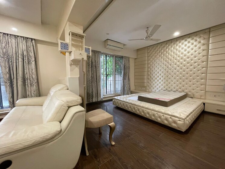 Master Bedroom, lokhandwala-complex 5 Bedroom 4000 Sq.Ft. Villa In Andheri West Mumbai 6622693