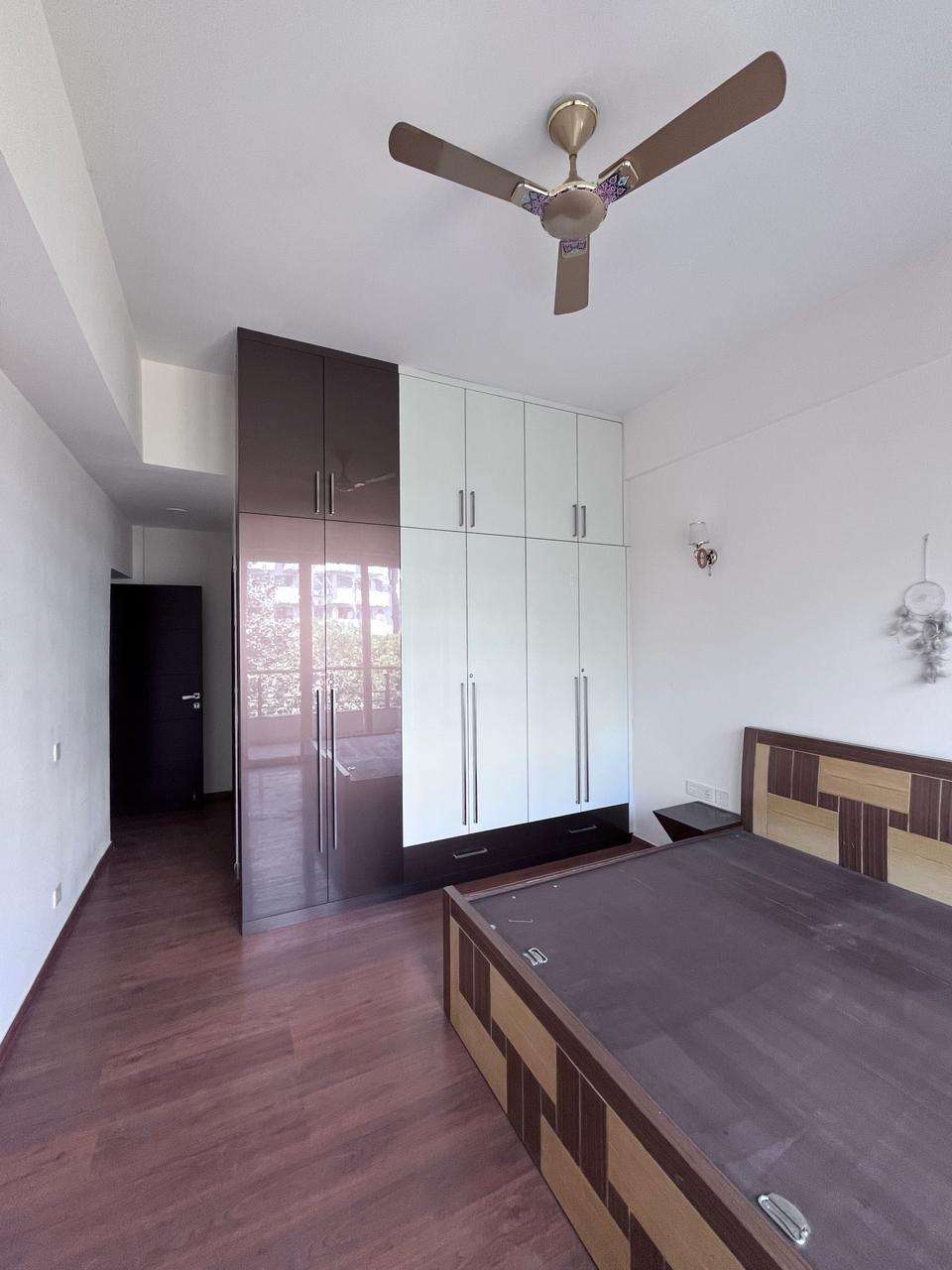 3 BHK Apartment For Rent in Adani Samsara Sector 60 Gurgaon 6624116