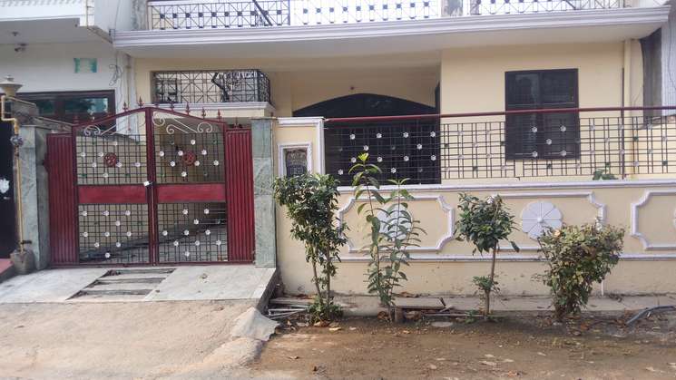 3 Bedroom 120 Sq.Mt. Independent House in Greater Noida West Greater Noida