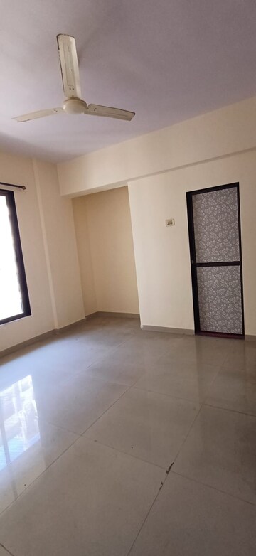 Room in 1 BHK Apartment at Parsik Nagar – for Sale
