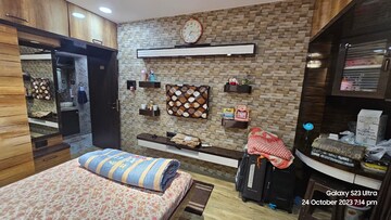 रेसिडेंशियल फ्लैट वर्ग फुट फॉर रीसेल इन संताक्रूज़ वेस्ट मुंबई  6625727