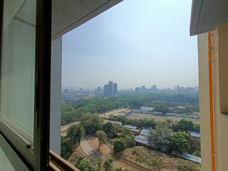 Garden, raymond-premium-i 2 Bedroom 635 Sq.Ft. Apartment In Pokhran Road No One Thane 6626267