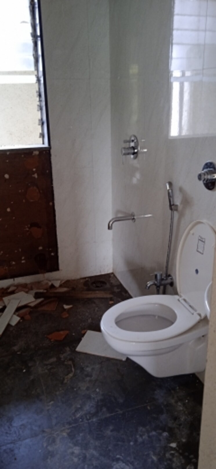 Bathroom, matoshree-pride 3 Bedroom 1100 Sq.Ft. Apartment In Parel Mumbai 6626597