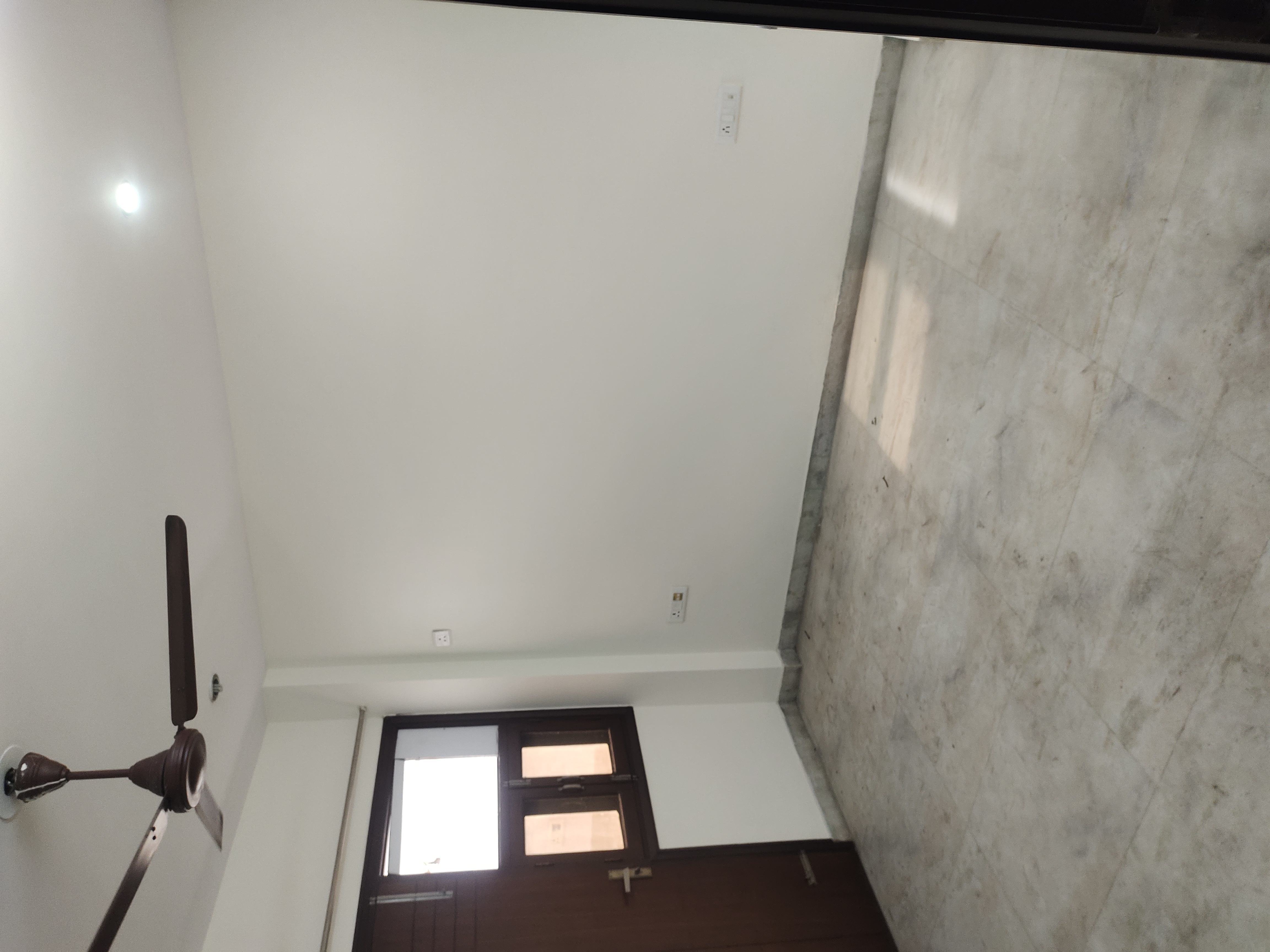 Rental 3 Bedroom 1450 Sq.Ft. Builder Floor in Bali Nagar Delhi 6627320