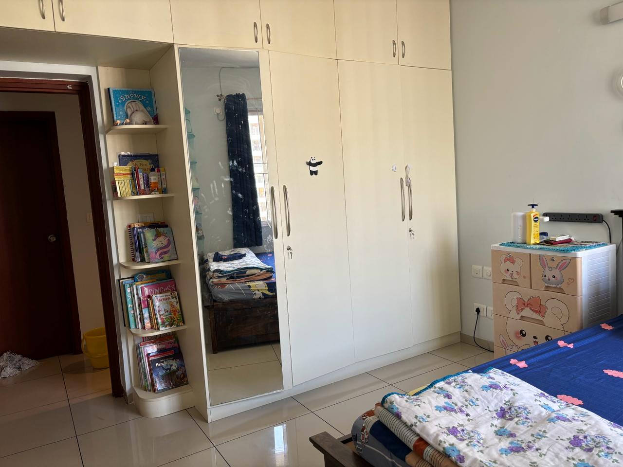 Rental 2 Bedroom 1200 Sq.Ft. Apartment in Prestige Royale Gardens