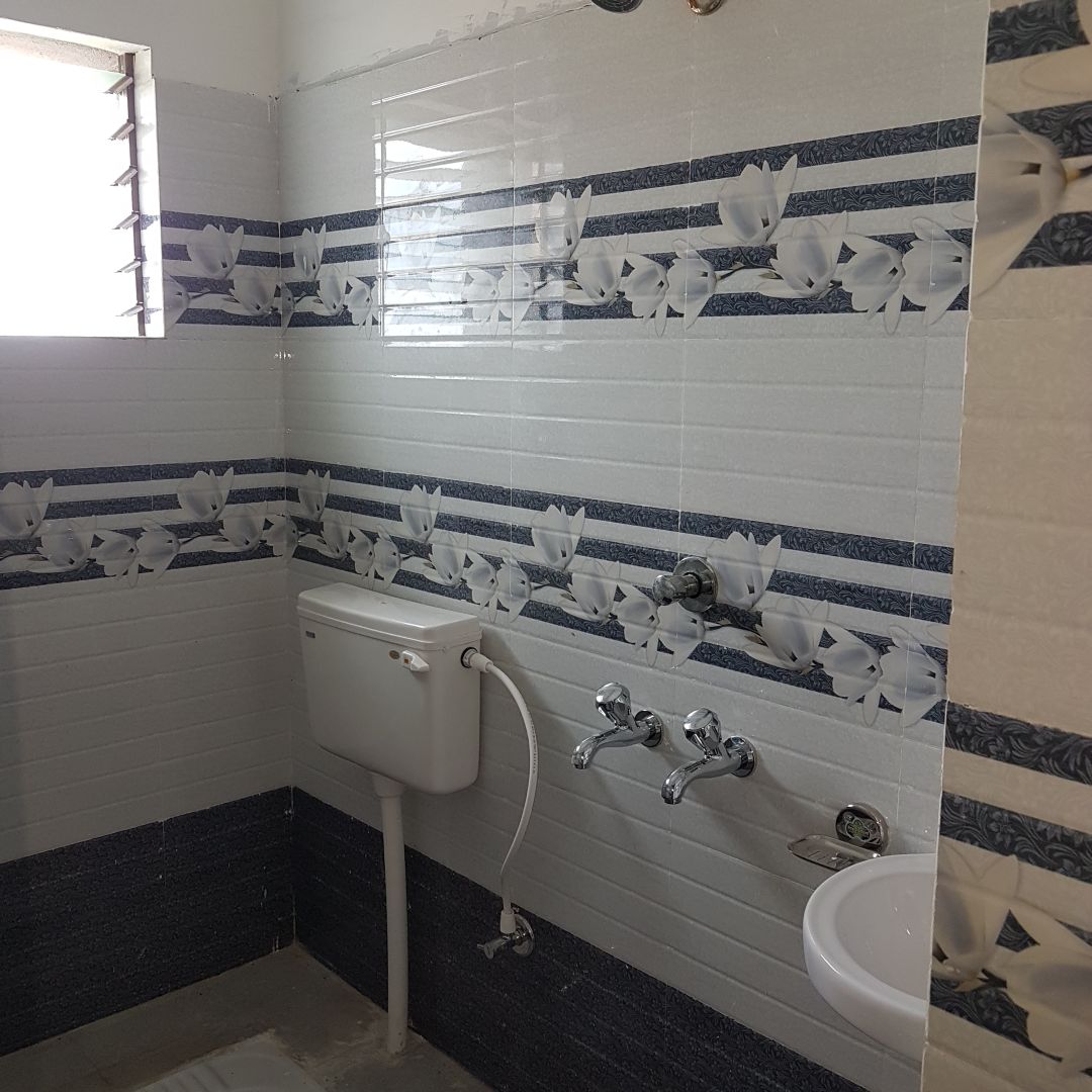 Rental Commercial Office Space 13500 Sq.Ft. in Vipul Gardens Kalinga