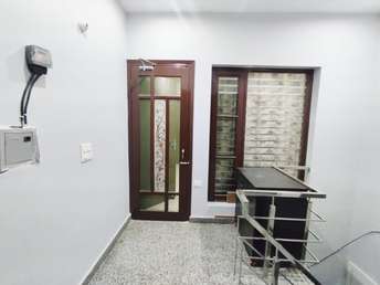 2 BHK Apartment For Resale in Vivek Vihar Phase 2 Delhi 6629904