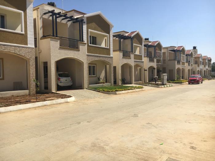 Rental 3 Bedroom 2400 Sq.Ft. Villa in Peninsula Prakruthi, Sarjapur