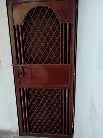 Balcony in 2 BHK Builder Floor at Gautam Nagar – for Rent