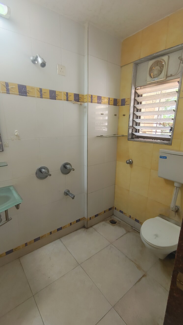 Bathroom, gulmohar-upvan-chs 2 Bedroom 700 Sq.Ft. Apartment In Gawand Baug Thane 6633122