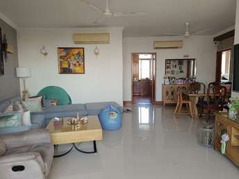2 BHK Apartment For Rent in Peddar Road Mumbai 6634775