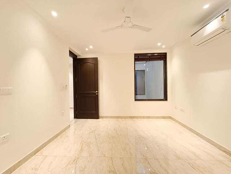 6+ Bedroom 17000 Sq.Ft. Independent House in Dlf City Phase 3 Gurgaon