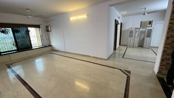 Living Room in 3 BHK Apartment at Lokhandwala Complex Andheri – for Rent