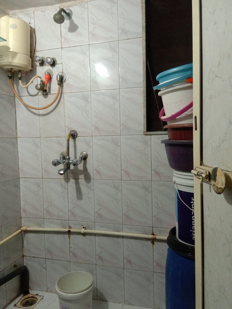 Bathroom, ng-estate 3 Bedroom 750 Sq.Ft. Apartment In Mira Road Thane 6637738