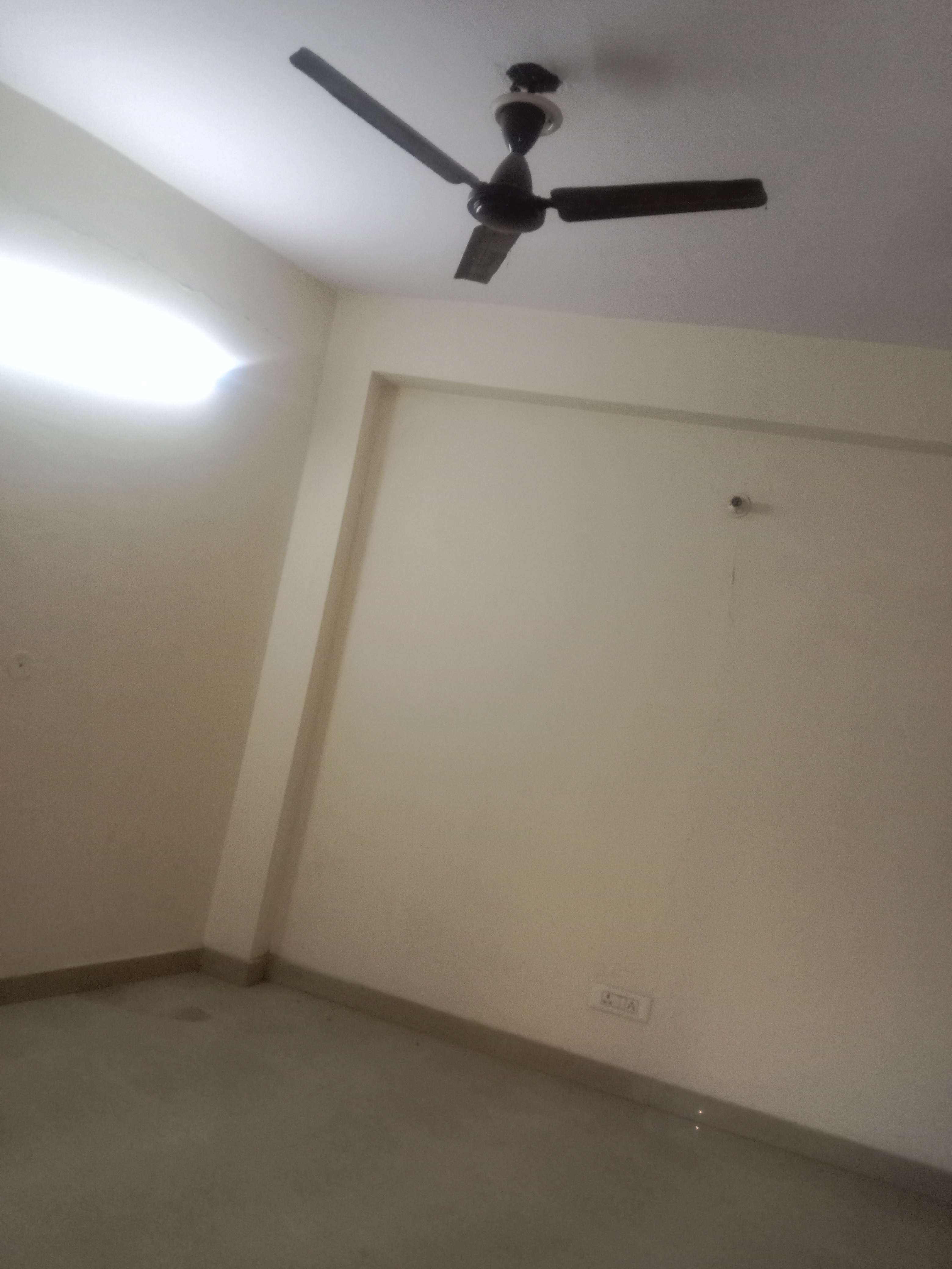 Rental 1.5 Bedroom 430 Sq.Ft. Builder Floor in RWA Flats New Ashok