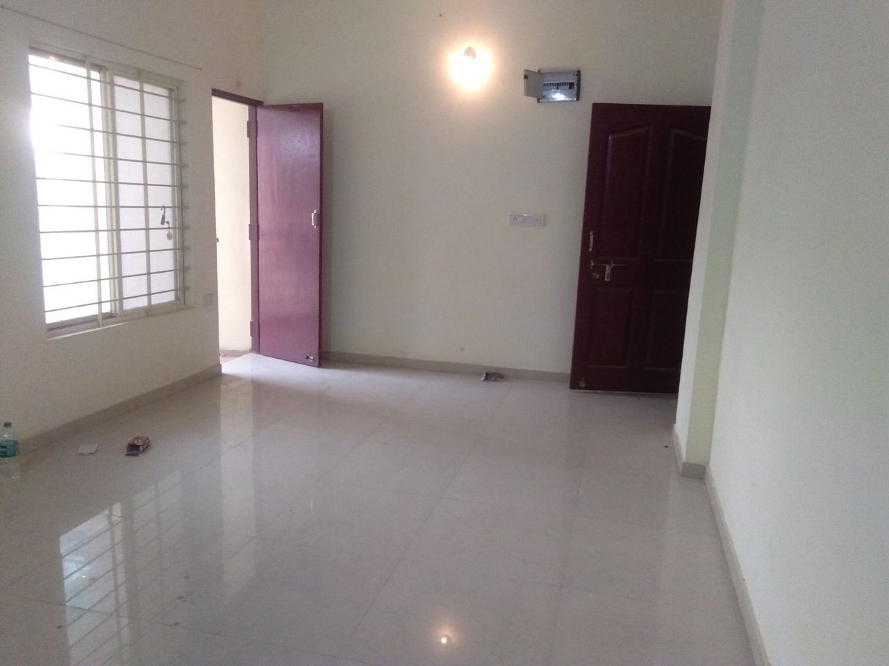 Resale 2 Bedroom 1042 Sq.Ft. Apartment in Macker Silver Estate Vertica