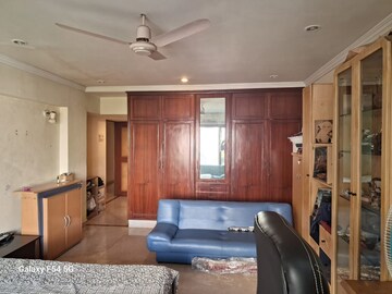 रेसिडेंशियल फ्लैट वर्ग फुट फॉर रीसेल इन बांद्रा वेस्ट मुंबई  6638338