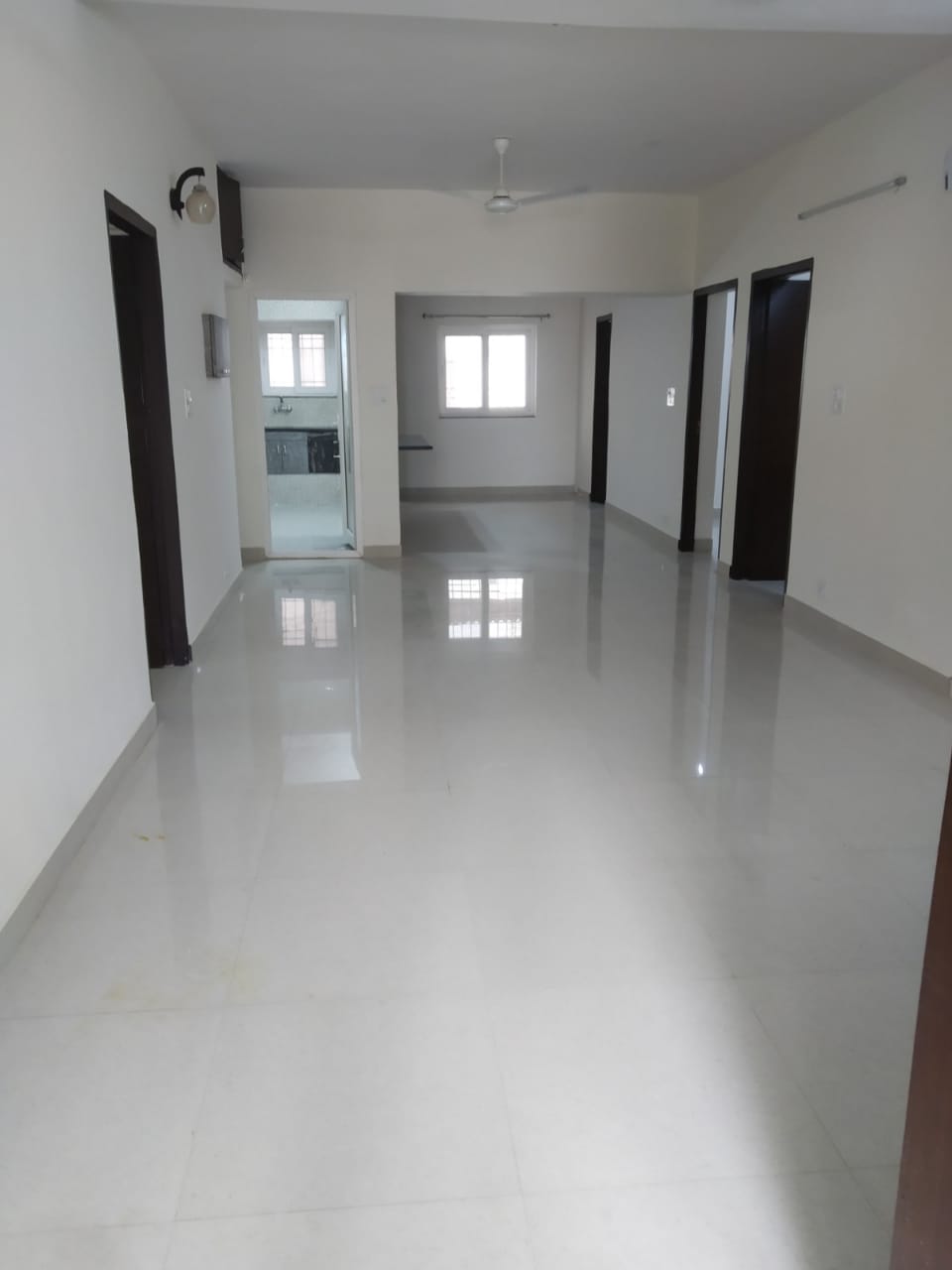 Rental 3 Bedroom 1550 Sq.Ft. Apartment in Saraswati Narmada Ganga