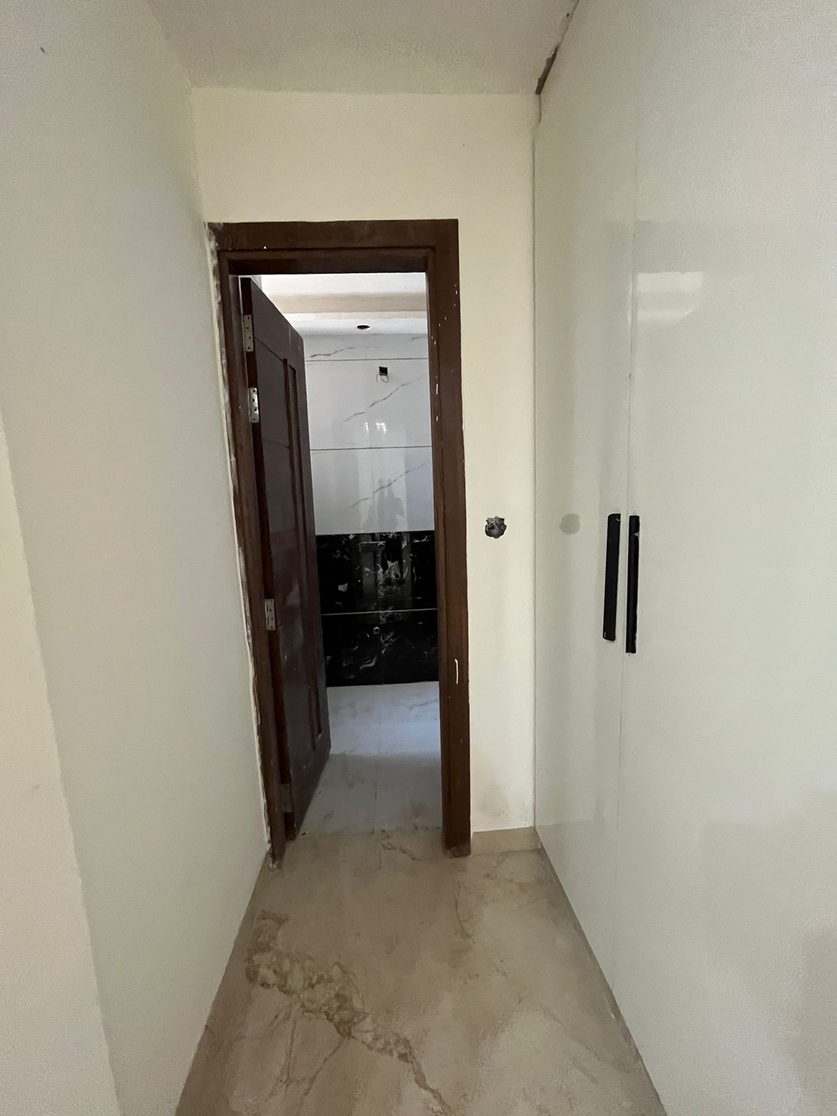 Rental 4 Bedroom 2650 Sq.Ft. Builder Floor in Green Fields Colony Faridabad 6644702