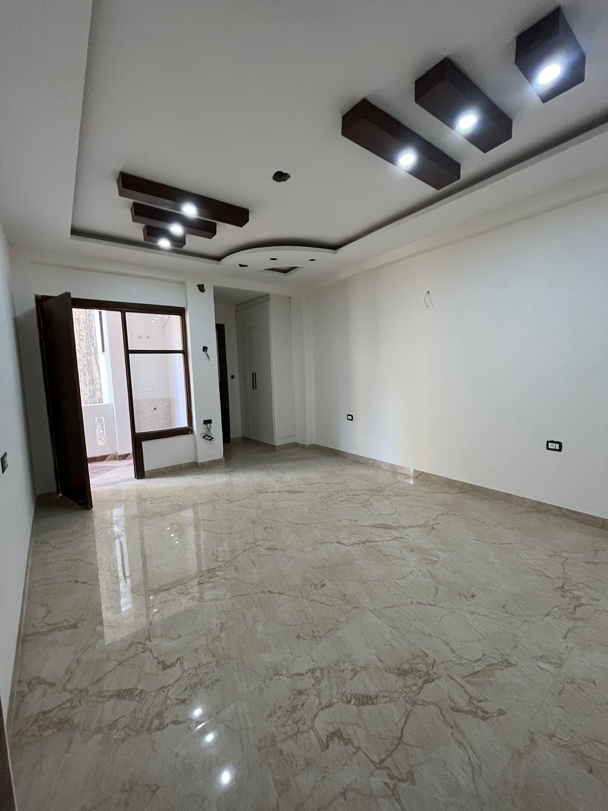 Rental 4 Bedroom 2650 Sq.Ft. Builder Floor in Green Fields Colony Faridabad 6644702