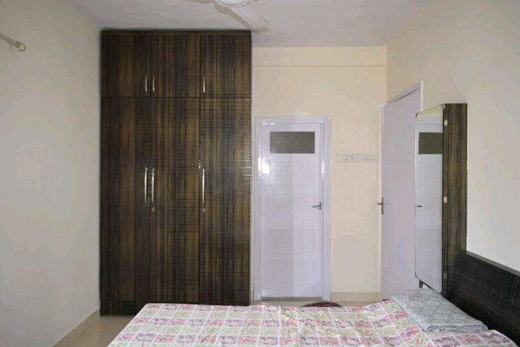 Room, raheja-estate 3 Bedroom 1000 Sq.Ft. Apartment In Borivali East Mumbai 6646235