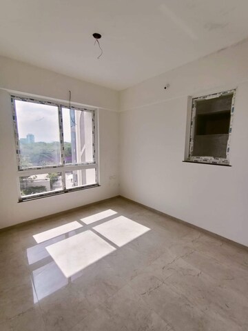 Room in 3 BHK Apartment at Kundan The Peak, Mohammadwadi – for Sale