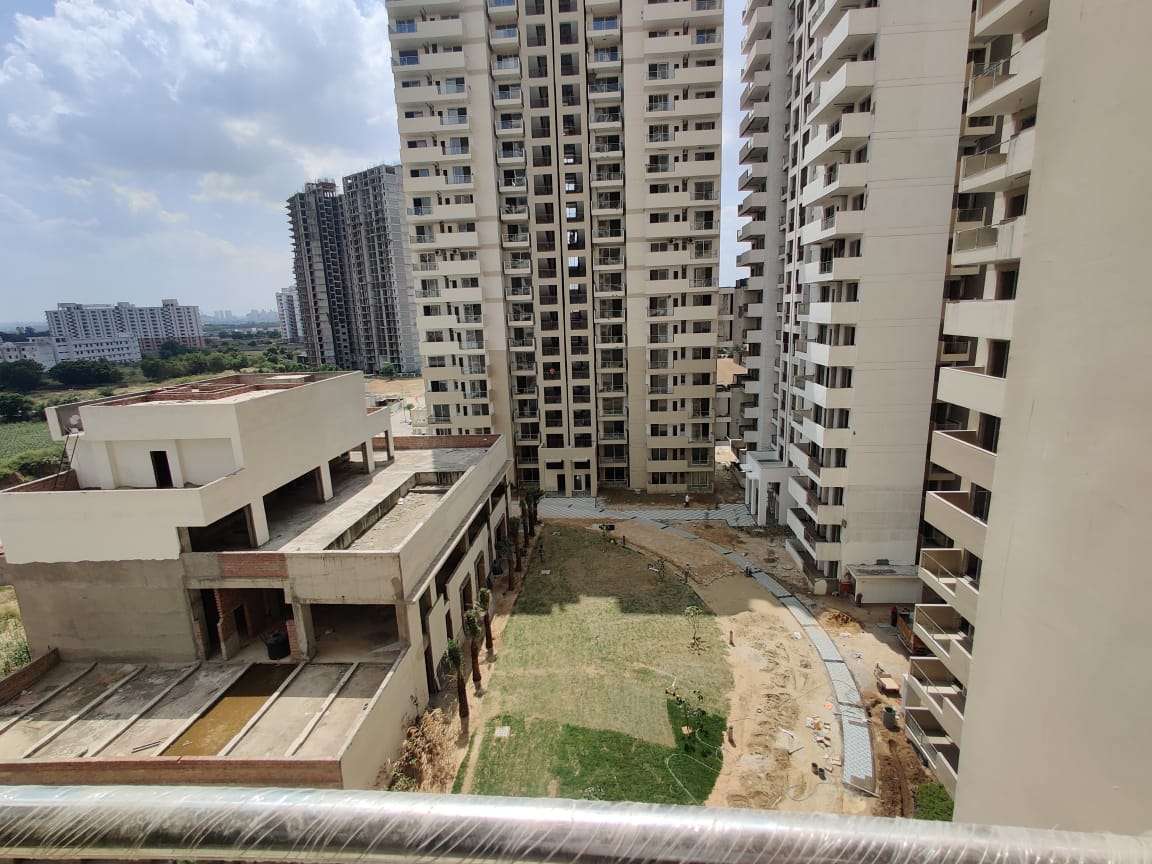 3 BHK Apartment For Resale in Ramprastha Primera Sector 37d Gurgaon 6647102