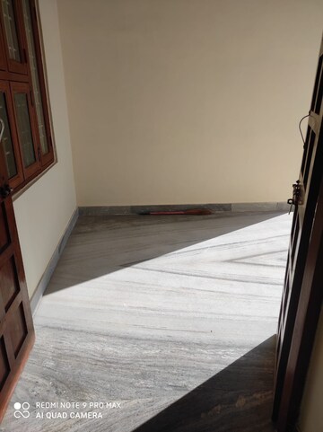 Bedroom in 3 BHK Villa at Mansarovar – for Rent