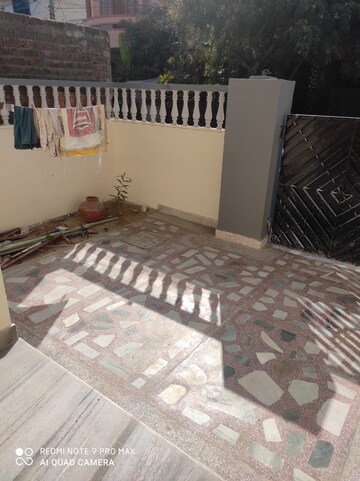 Bedroom in 3 BHK Villa at Mansarovar – for Rent