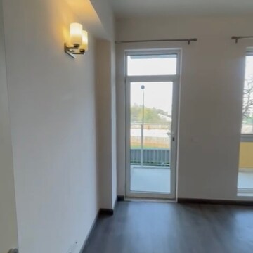 Room in 2 BHK Apartment at Ireo The Corridors, Sector 67a – for Rent