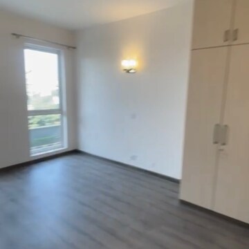 2 BHK Apartment For Rent in Ireo The Corridors, Sector 67a