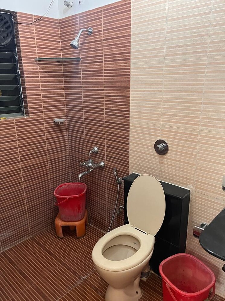 Bathroom, vtp-urban-rise 2 Bedroom 794 Sq.Ft. Apartment In Pisoli Pune 6650039