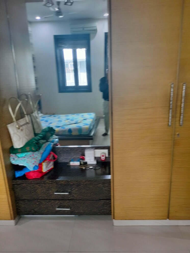 Other, sindh-chambers 1 Bedroom 700 Sq.Ft. Apartment In Colaba Mumbai 6652965