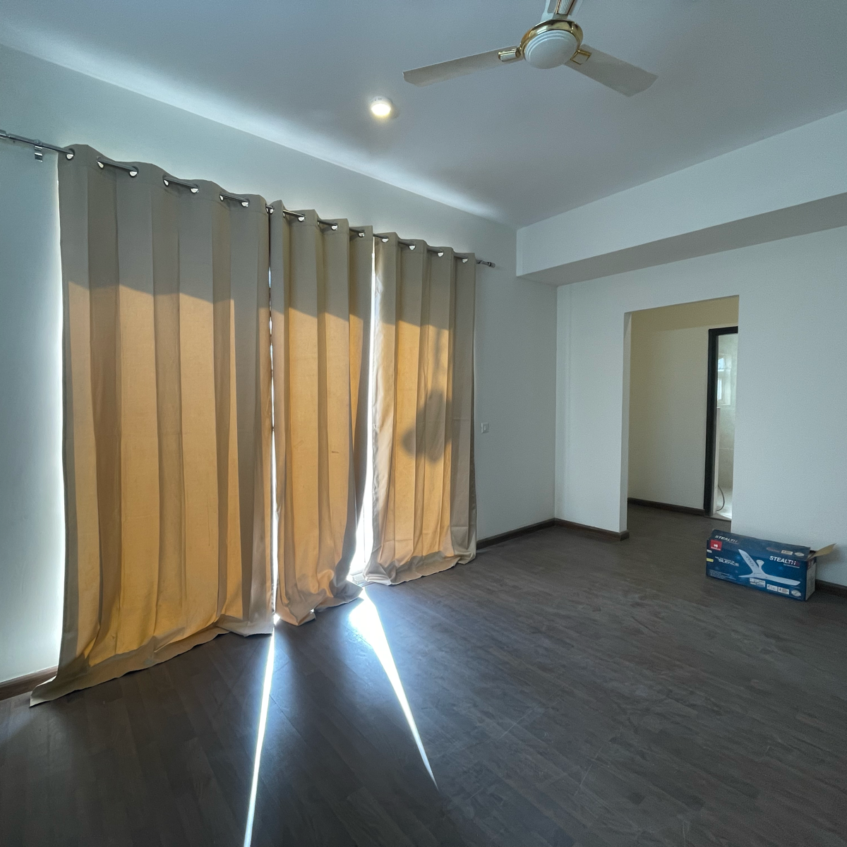 4 BHK Villa For Rent in BPTP Amstoria Sector 102 Gurgaon 6653479