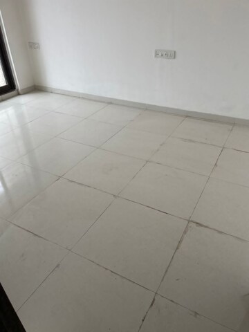 Room in 3 BHK Apartment at Acme Avenue, Kandivali West – for Rent