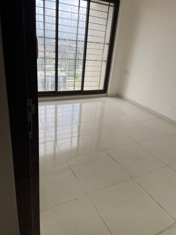 Room in 3 BHK Apartment at Acme Avenue, Kandivali West – for Rent