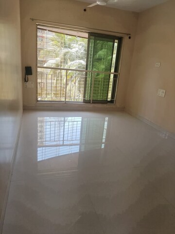Bedroom in 2 BHK Apartment at Kabra Paradise, Andheri West – for Rent
